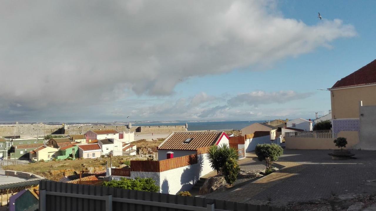Alojamento S. Pedro Peniche Exteriör bild